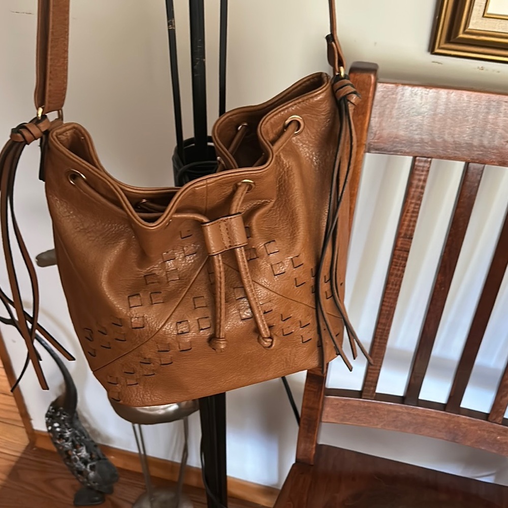 Tan Leather Shoulder Bag with Drawstring Closure